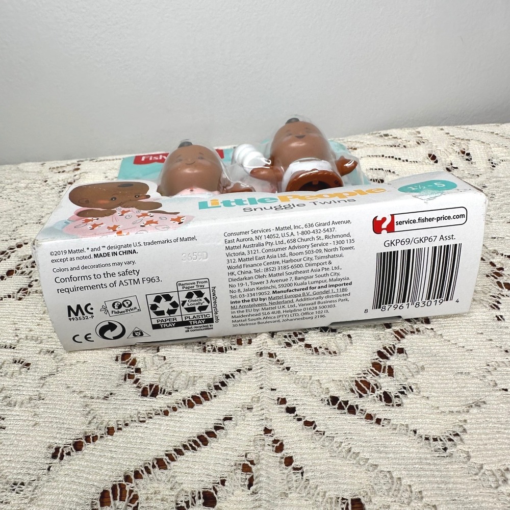Fisher Price Little People Snuggle Twins Baby Figures Fox Blankets GKP69 New - Picture 6 of 6